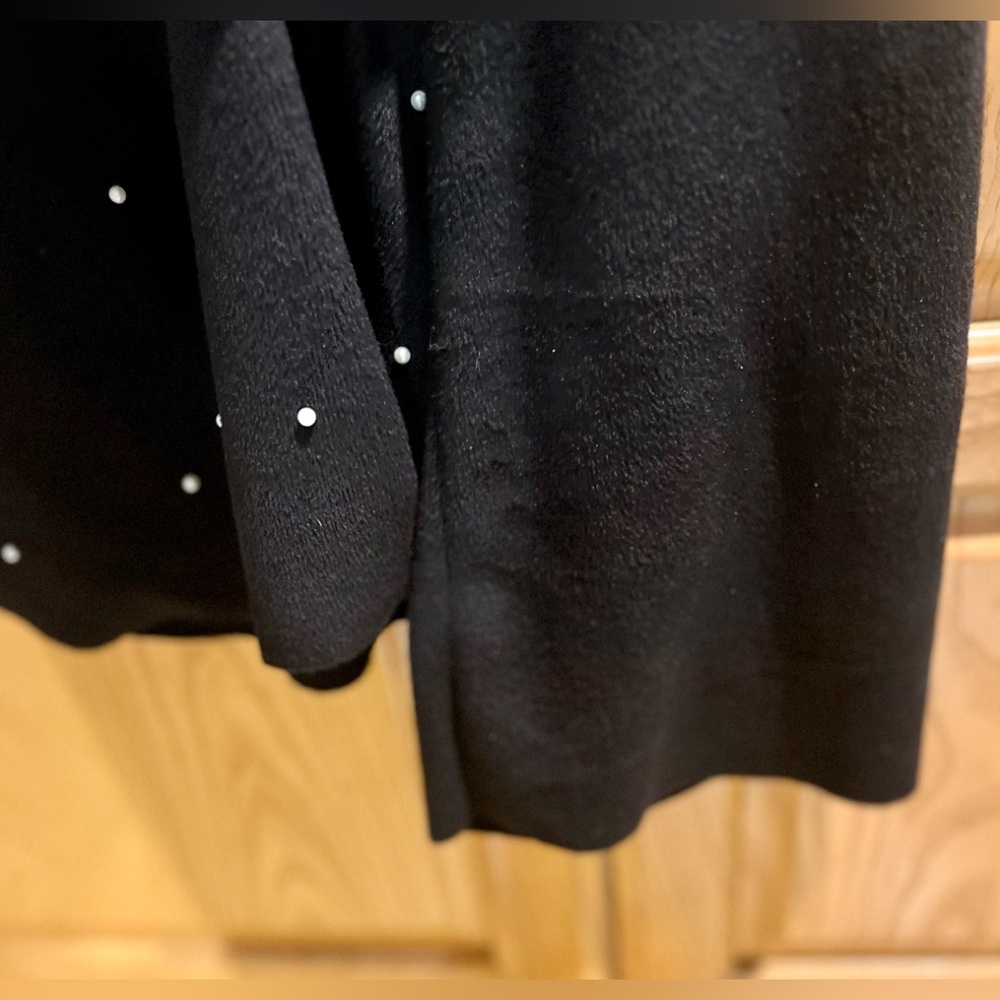 Zara Trafaluc Black Fleece Faux Pearl Long Sleeve Top Size Medium - Picture 3 of 6